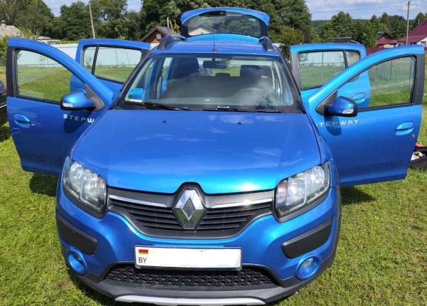 Renault Sandero, 2016 год выпуска с двигателем Бензин, 33 763 BYN в г. Минск