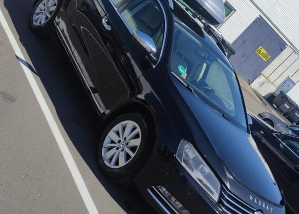 Volkswagen Passat, 2011 год выпуска с двигателем Дизель, 35 813 BYN в г. Минск