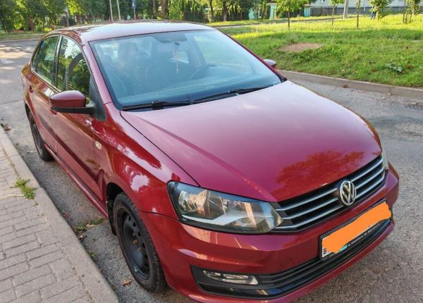 Volkswagen Polo, 2017 год выпуска с двигателем Бензин, 33 450 BYN в г. Минск