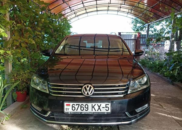 Volkswagen Passat, 2011 год выпуска с двигателем Дизель, 39 235 BYN в г. Жодино