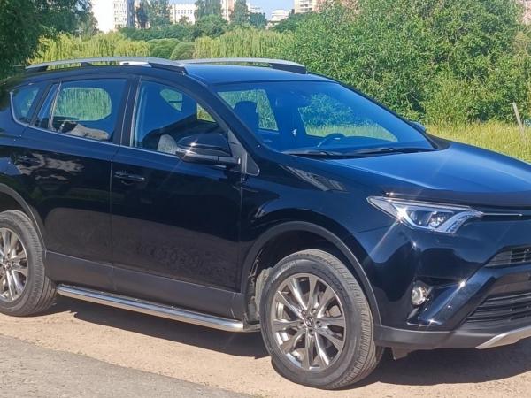 Toyota RAV4, 2017 год выпуска с двигателем Бензин, 79 695 BYN в г. Минск