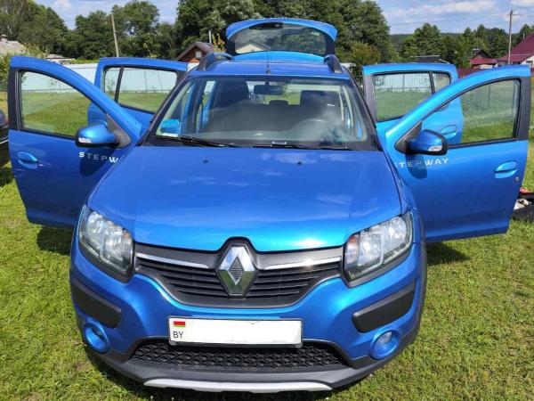 Renault Sandero, 2016 год выпуска с двигателем Бензин, 33 763 BYN в г. Минск