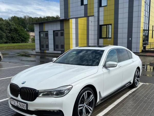BMW 7 серия, 2016 год выпуска с двигателем Дизель, 126 325 BYN в г. Минск
