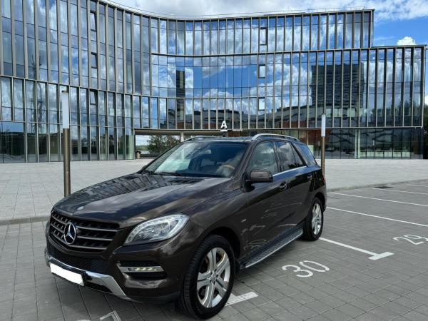 Mercedes-Benz M-класс, 2012 год выпуска с двигателем Бензин, 82 599 BYN в г. Минск
