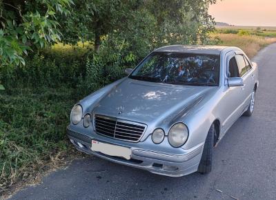 Фото Mercedes-Benz E-класс