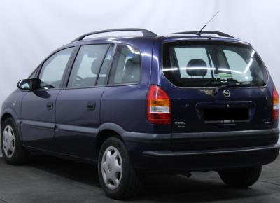 Фото Opel Zafira