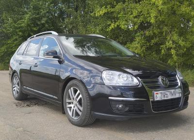 Фото Volkswagen Golf