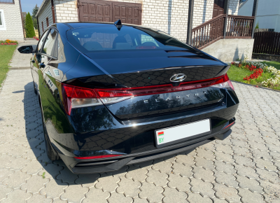 Фото Hyundai Elantra