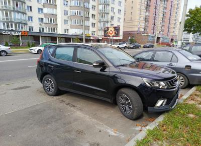 Фото Geely Emgrand X7