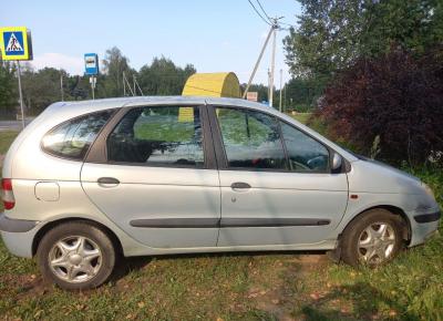 Фото Renault Scenic