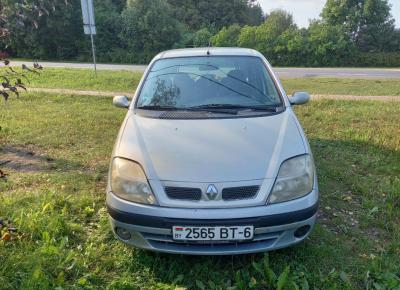 Фото Renault Scenic