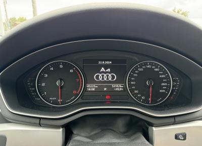 Фото Audi A4