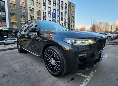 Фото BMW X7