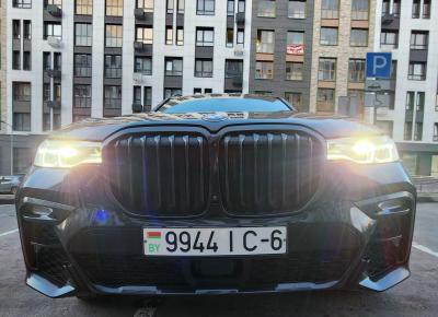 Фото BMW X7