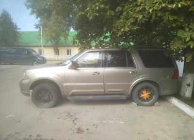 Фото Lincoln Navigator