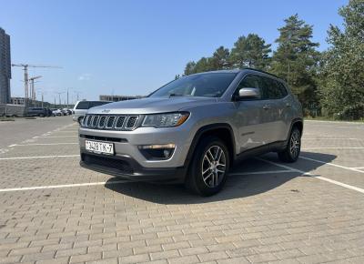 Фото Jeep Compass