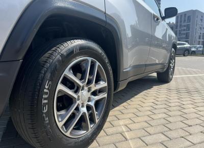 Фото Jeep Compass