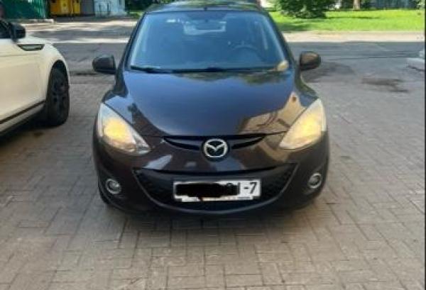 Mazda 2, 2011 год выпуска с двигателем Бензин, 27 815 BYN в г. Минск