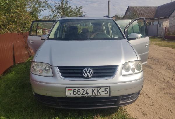 Volkswagen Touran, 2003 год выпуска с двигателем Дизель, 21 252 BYN в г. Молодечно