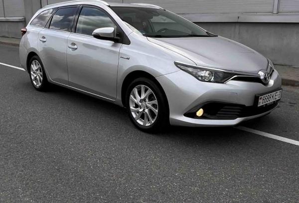 Toyota Auris, 2017 год выпуска с двигателем Гибрид, 44 370 BYN в г. Минск