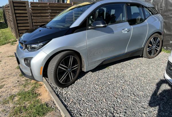 BMW i3, 2015 год выпуска с двигателем Электро, 50 389 BYN в г. Дзержинск