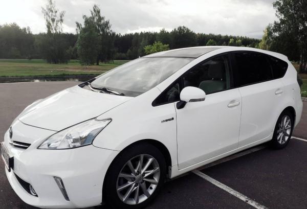 Toyota Prius v (+), 2013 год выпуска с двигателем Гибрид, 47 511 BYN в г. Осиповичи