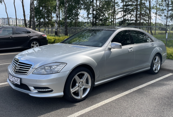 Mercedes-Benz S-класс, 2010 год выпуска с двигателем Бензин, 64 927 BYN в г. Минск