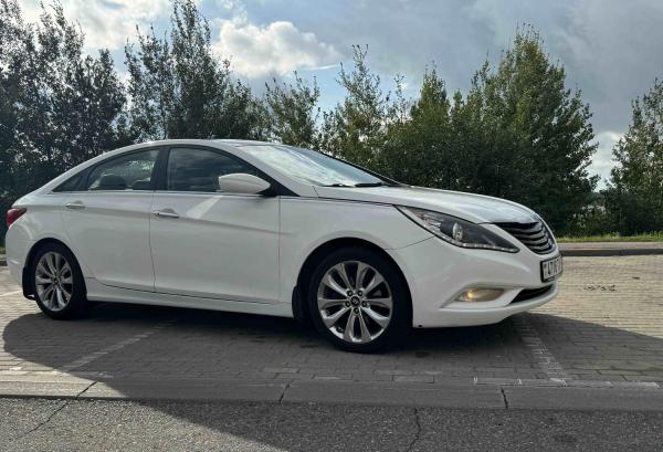 Hyundai Sonata, 2012 год выпуска с двигателем Бензин, 34 750 BYN в г. Минск