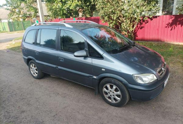 Opel Zafira, 2005 год выпуска с двигателем Газ/бензин, 16 568 BYN в г. Бобруйск