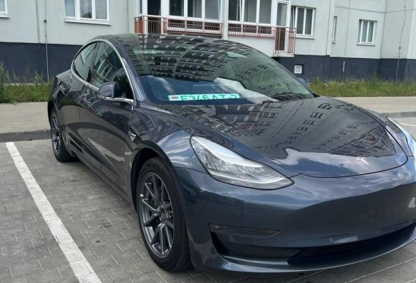 Tesla Model 3, 2020 год выпуска с двигателем Электро, 82 697 BYN в г. Минск