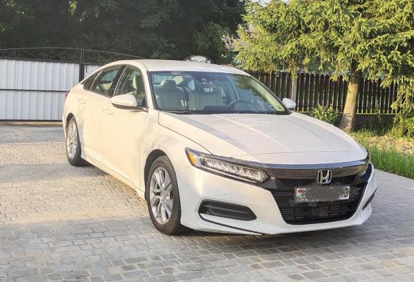 Honda Accord, 2018 год выпуска с двигателем Бензин, 66 533 BYN в г. Минск