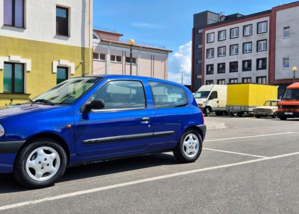 Renault Clio, 2000 год выпуска с двигателем Бензин, 8 907 BYN в г. Гродно