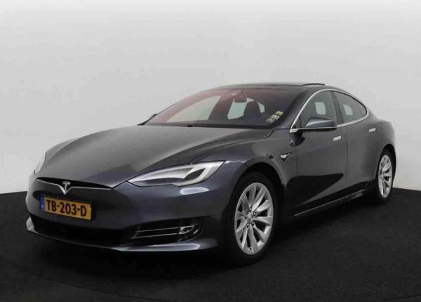 Tesla Model S, 2018 год выпуска с двигателем Электро, 82 358 BYN в г. Минск