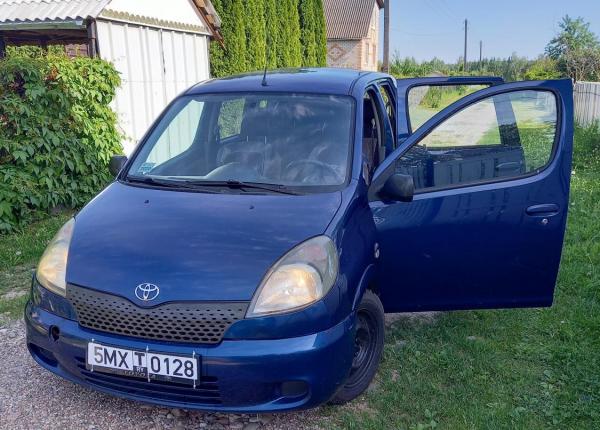 Toyota Yaris Verso, 2001 год выпуска с двигателем Дизель, 11 158 BYN в г. Минск