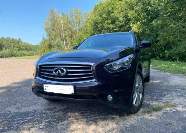 Infiniti FX, 2012 год выпуска с двигателем Газ/бензин, 66 910 BYN в г. Слоним