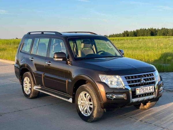 Mitsubishi Pajero, 2017 год выпуска с двигателем Бензин, 88 740 BYN в г. Глубокое