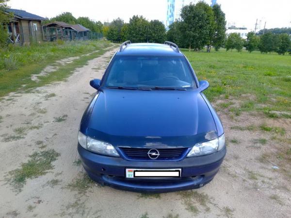 Opel Vectra, 1997 год выпуска с двигателем Бензин, 8 999 BYN в г. Минск