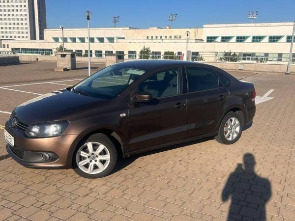 Volkswagen Polo, 2015 год выпуска с двигателем Бензин, 37 886 BYN в г. Минск