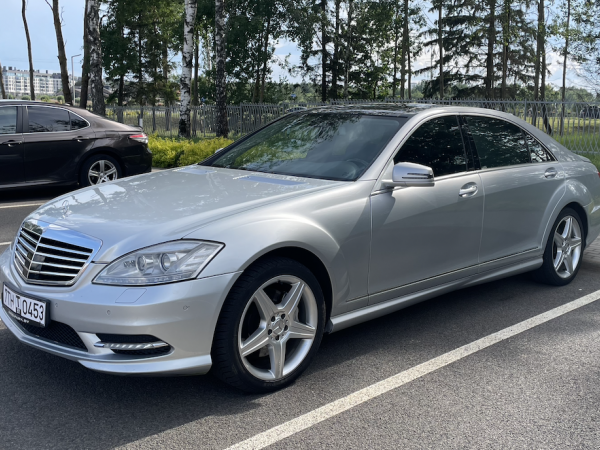 Mercedes-Benz S-класс, 2010 год выпуска с двигателем Бензин, 64 927 BYN в г. Минск