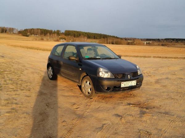 Renault Clio, 2006 год выпуска с двигателем Бензин, 9 245 BYN в г. Орша