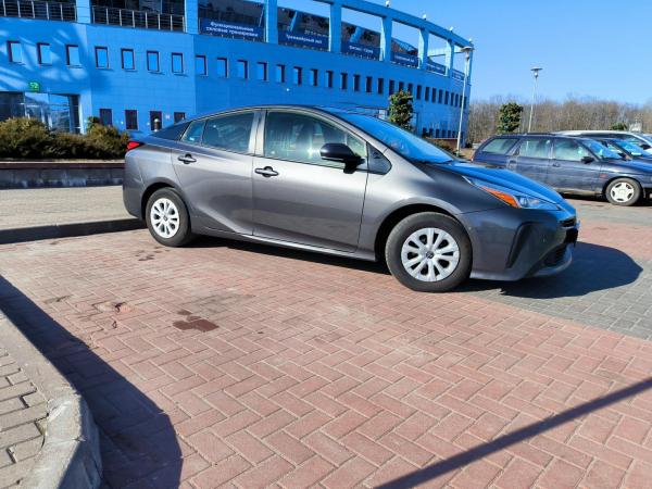 Toyota Prius, 2019 год выпуска с двигателем Бензин, 65 709 BYN в г. Минск