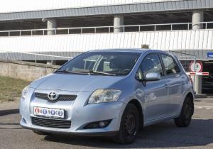 Toyota Auris в лизинг