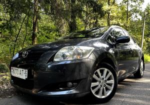 Toyota Auris в лизинг