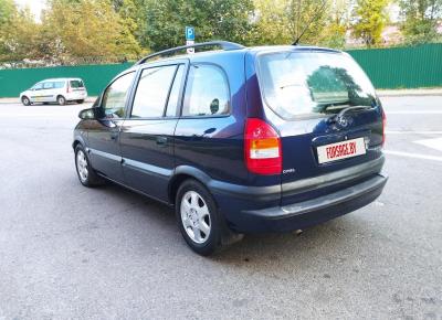 Фото Opel Zafira