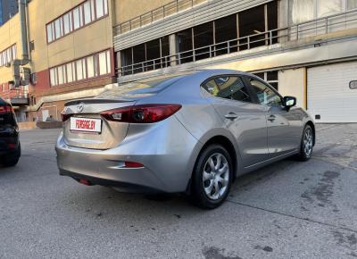 Фото Mazda 3