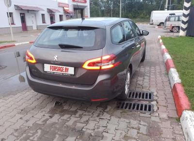 Фото Peugeot 308