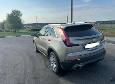 Фото Cadillac XT4