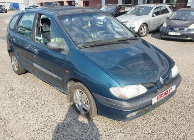 Фото Renault Scenic