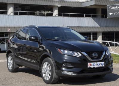 Фото Nissan Rogue Sport