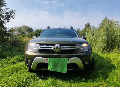 Фото Renault Duster